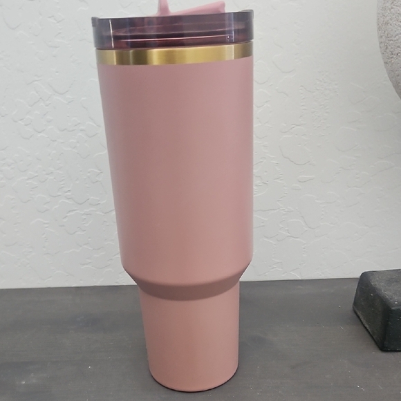 40 Ounce Stanley Rose Travel Mug with Gold Detail - Picture 6 of 9